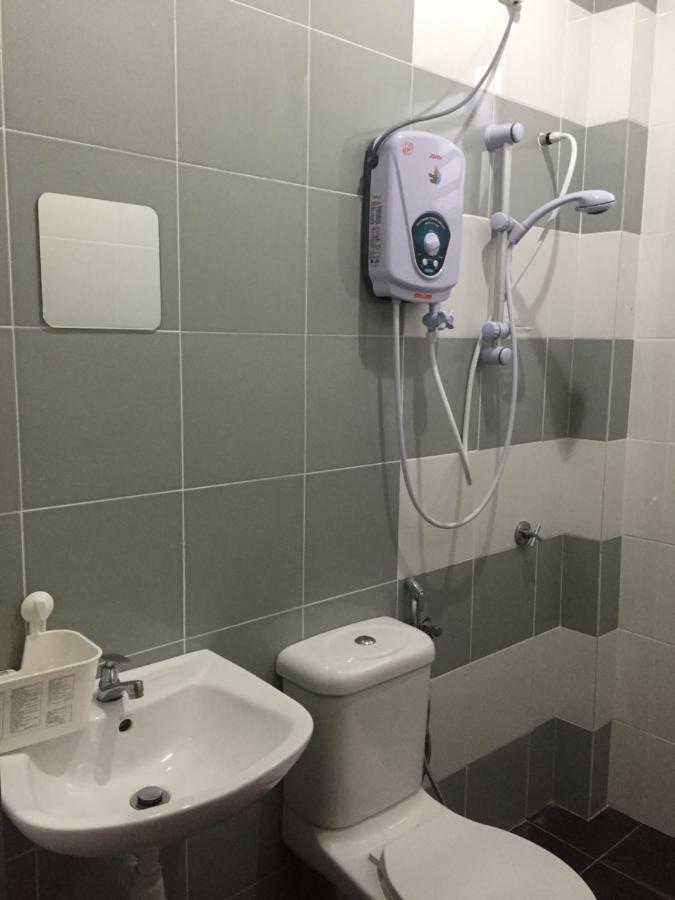 Aswadhuda Homestay 세리 이스칸다르 외부 사진
